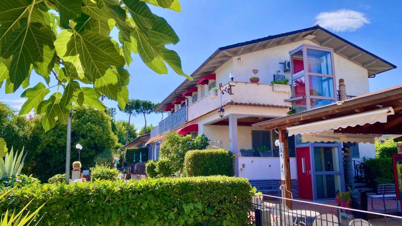 Residence Al Lago كاستيغليون ديل لاغو المظهر الخارجي الصورة