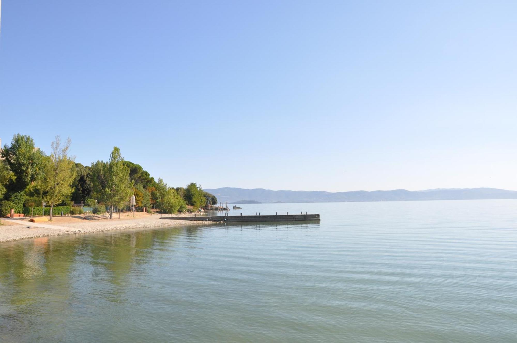 Residence Al Lago كاستيغليون ديل لاغو المظهر الخارجي الصورة