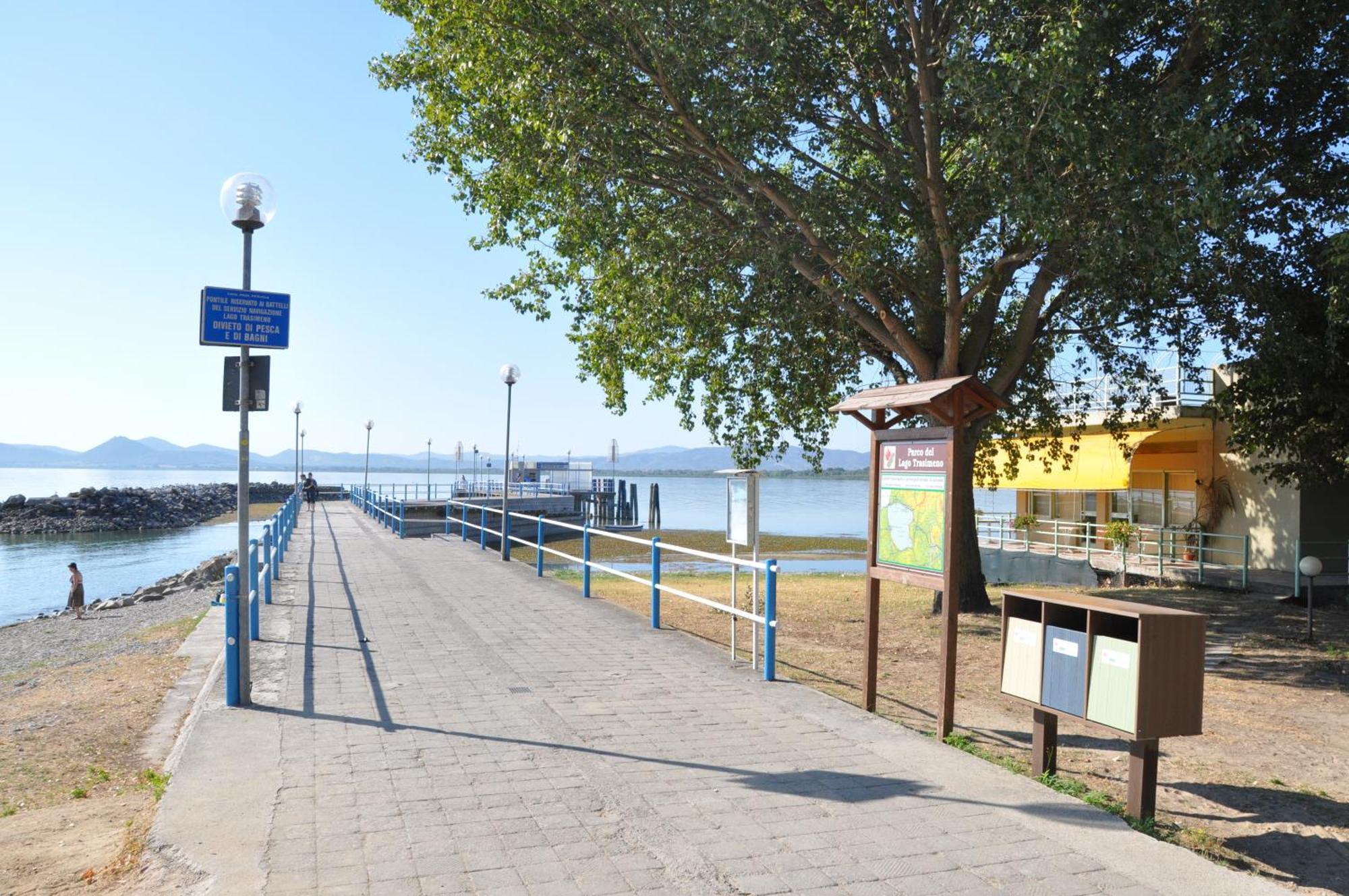 Residence Al Lago كاستيغليون ديل لاغو المظهر الخارجي الصورة