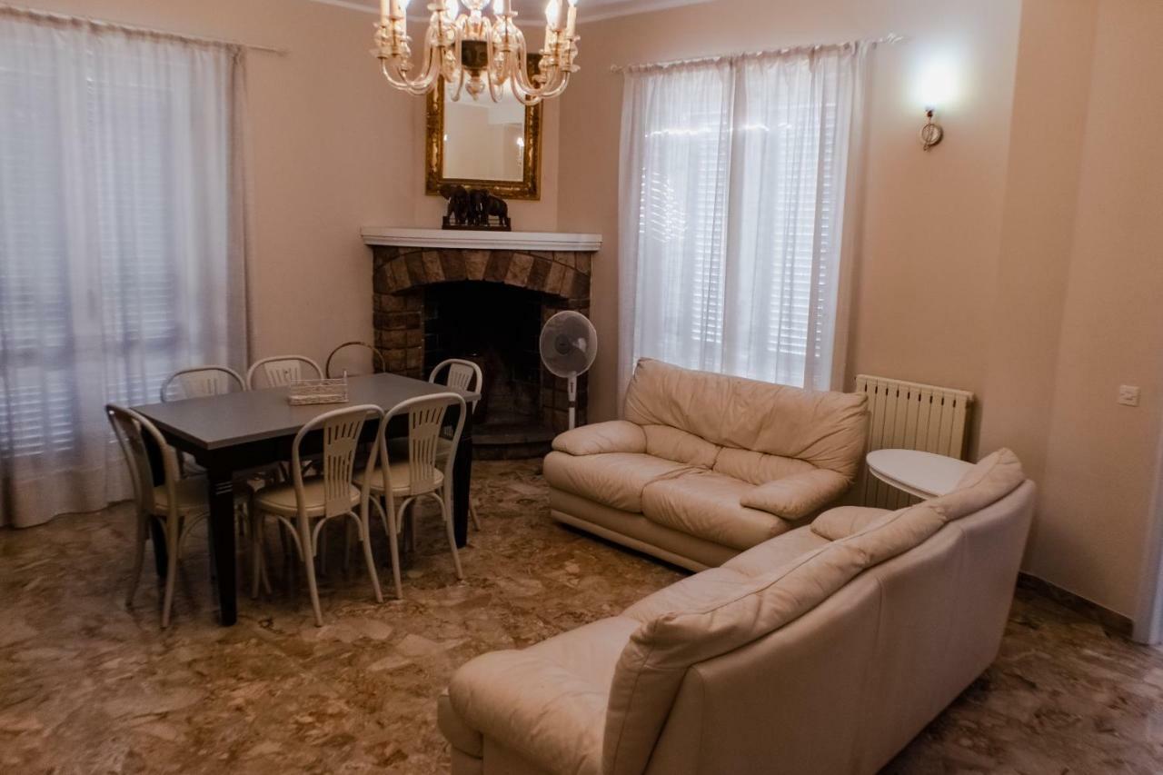 Residence Al Lago كاستيغليون ديل لاغو المظهر الخارجي الصورة